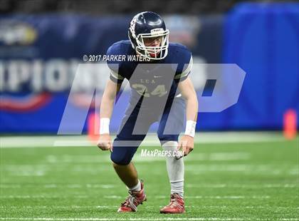 Thumbnail 3 in Lafayette Christian Academy vs. Ascension Catholic (LHSAA Division IV Final) photogallery.