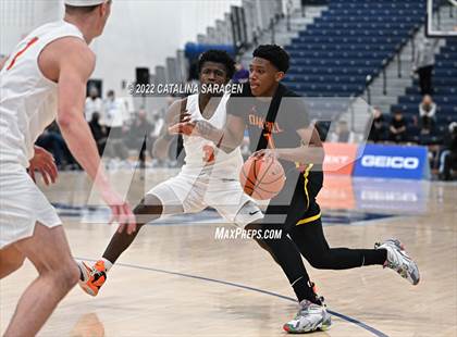 Thumbnail 2 in Oak Hill Academy vs Wasatch Academy (Metro Classic) photogallery.