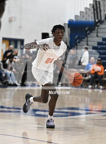 Thumbnail 3 in Oak Hill Academy vs Wasatch Academy (Metro Classic) photogallery.