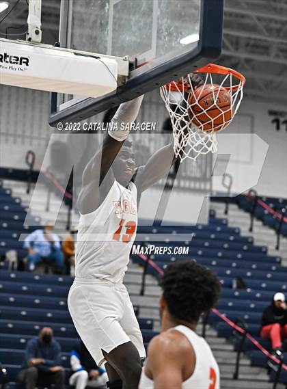 Thumbnail 1 in Oak Hill Academy vs Wasatch Academy (Metro Classic) photogallery.