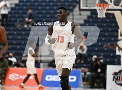 Thumbnail 2 in Oak Hill Academy vs Wasatch Academy (Metro Classic) photogallery.