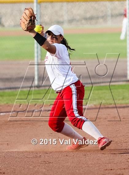 Thumbnail 2 in Tucson High Magnet School vs Marana (Tucson Badger Invitational) photogallery.