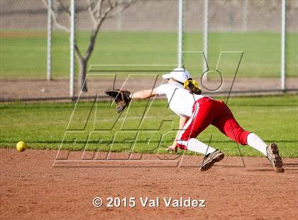 Thumbnail 2 in Tucson High Magnet School vs Marana (Tucson Badger Invitational) photogallery.