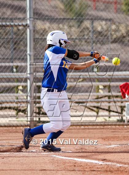 Thumbnail 3 in Tucson High Magnet School vs Marana (Tucson Badger Invitational) photogallery.