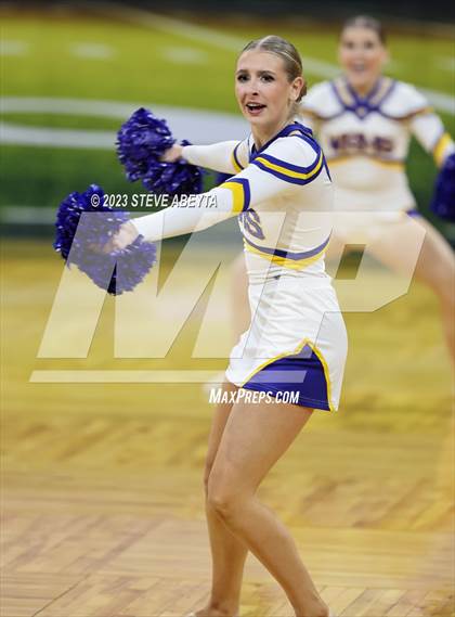 Thumbnail 2 in Wheat Ridge CHSAA Spirit Poms photogallery.