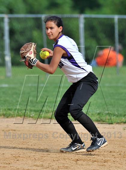 Thumbnail 3 in White Plains vs Lincoln (Section 1 Class AA First Round) photogallery.