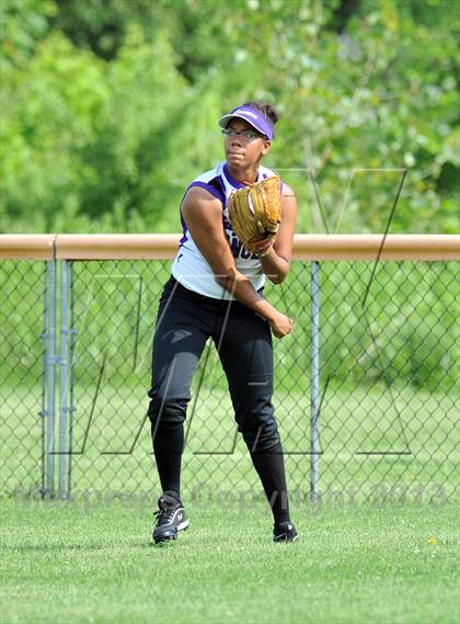 Thumbnail 1 in White Plains vs Lincoln (Section 1 Class AA First Round) photogallery.