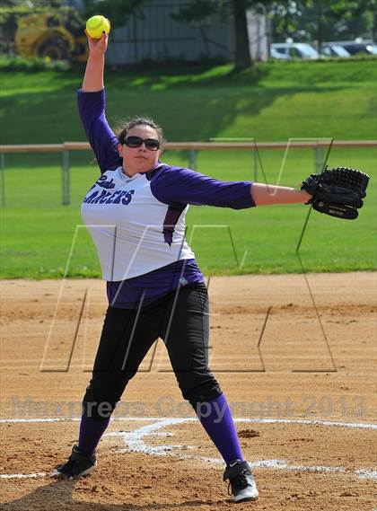 Thumbnail 1 in White Plains vs Lincoln (Section 1 Class AA First Round) photogallery.
