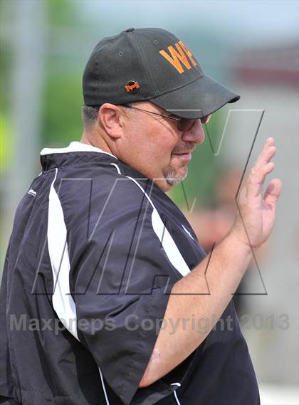 Thumbnail 3 in White Plains vs Lincoln (Section 1 Class AA First Round) photogallery.