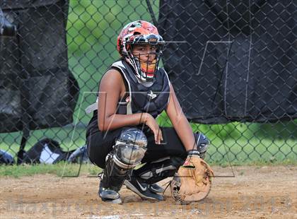 Thumbnail 1 in White Plains vs Lincoln (Section 1 Class AA First Round) photogallery.