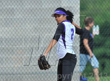 Thumbnail 3 in White Plains vs Lincoln (Section 1 Class AA First Round) photogallery.