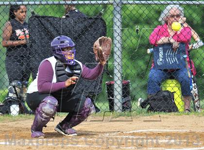 Thumbnail 1 in White Plains vs Lincoln (Section 1 Class AA First Round) photogallery.