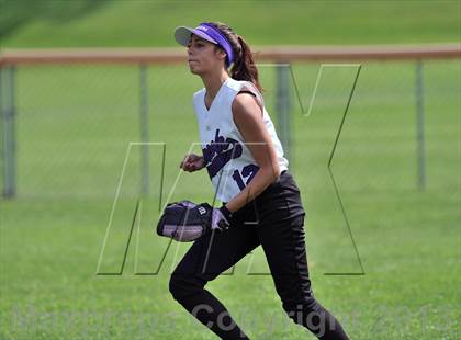 Thumbnail 2 in White Plains vs Lincoln (Section 1 Class AA First Round) photogallery.