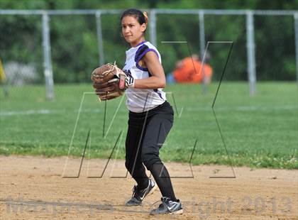 Thumbnail 2 in White Plains vs Lincoln (Section 1 Class AA First Round) photogallery.