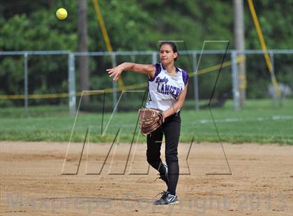 Thumbnail 3 in White Plains vs Lincoln (Section 1 Class AA First Round) photogallery.