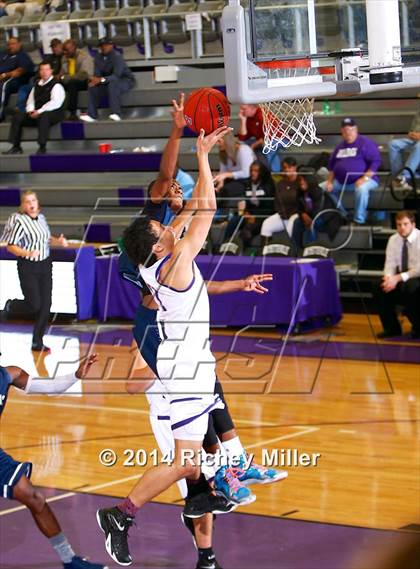 Thumbnail 2 in Lee's Summit West vs. Fayetteville photogallery.