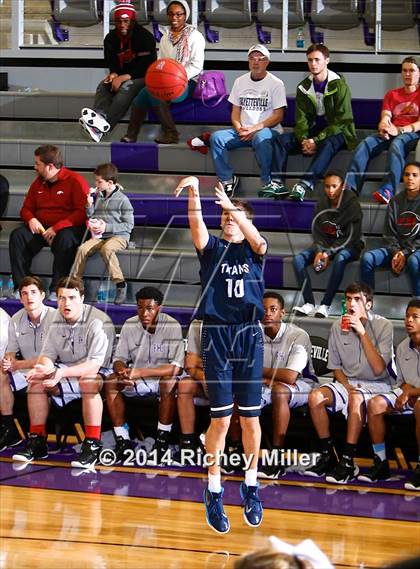 Thumbnail 2 in Lee's Summit West vs. Fayetteville photogallery.