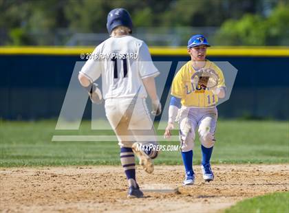 Thumbnail 3 in West Islip vs Eastport South Manor (Section XI Class AA Finals) photogallery.