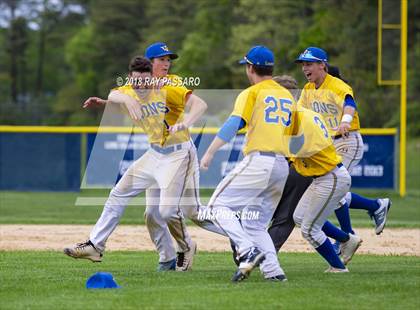 Thumbnail 1 in West Islip vs Eastport South Manor (Section XI Class AA Finals) photogallery.