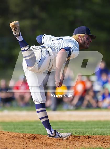 Thumbnail 2 in West Islip vs Eastport South Manor (Section XI Class AA Finals) photogallery.