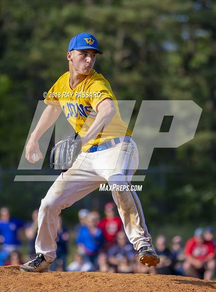 Thumbnail 1 in West Islip vs Eastport South Manor (Section XI Class AA Finals) photogallery.