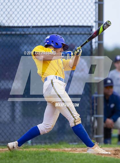 Thumbnail 3 in West Islip vs Eastport South Manor (Section XI Class AA Finals) photogallery.