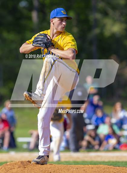 Thumbnail 3 in West Islip vs Eastport South Manor (Section XI Class AA Finals) photogallery.