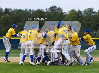 Thumbnail 1 in West Islip vs Eastport South Manor (Section XI Class AA Finals) photogallery.