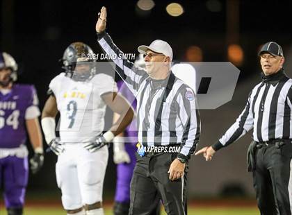 Thumbnail 1 in Liberty North @ Park Hill South - MSHSAA Dist. Championship photogallery.