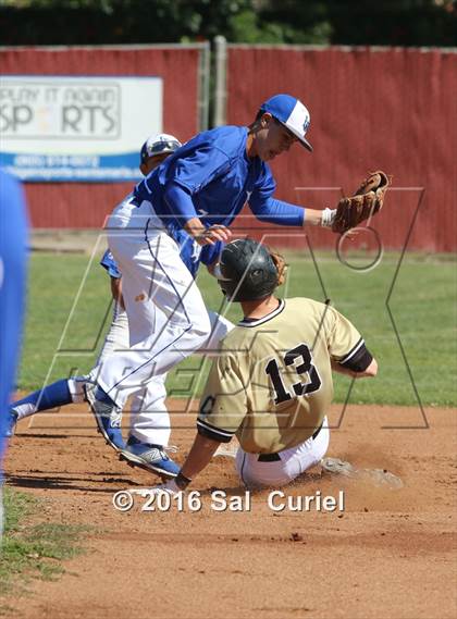 Thumbnail 2 in Lompoc vs. Calabasas photogallery.