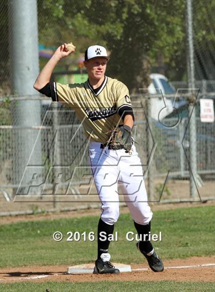Thumbnail 1 in Lompoc vs. Calabasas photogallery.