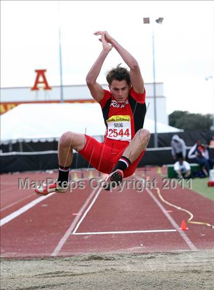 Thumbnail 3 in 44th Arcadia Invitational photogallery.