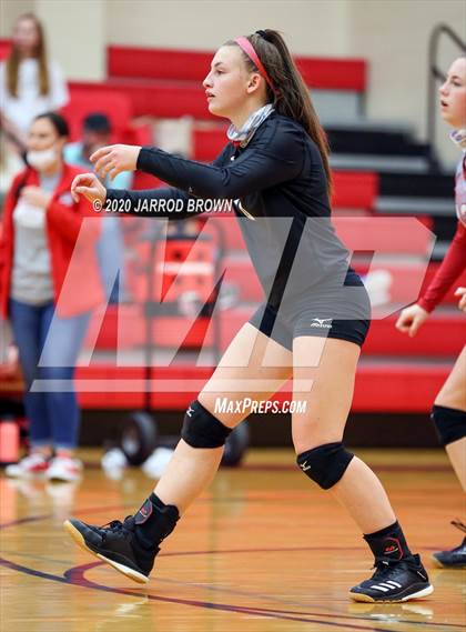 Thumbnail 1 in Bridge City vs Lumberton photogallery.