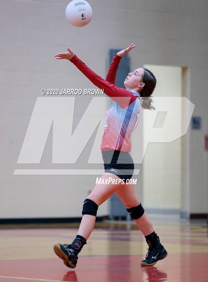 Thumbnail 3 in Bridge City vs Lumberton photogallery.