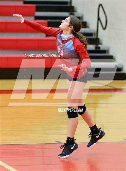 Thumbnail 2 in Bridge City vs Lumberton photogallery.