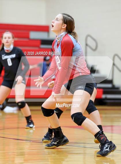 Thumbnail 1 in Bridge City vs Lumberton photogallery.