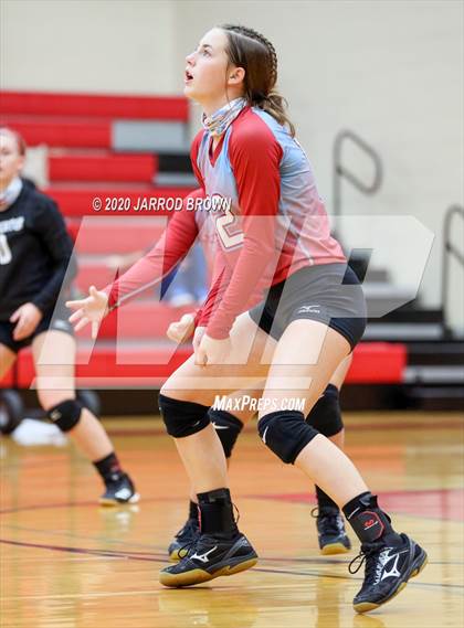 Thumbnail 3 in Bridge City vs Lumberton photogallery.