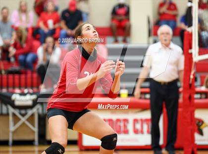 Thumbnail 3 in Bridge City vs Lumberton photogallery.