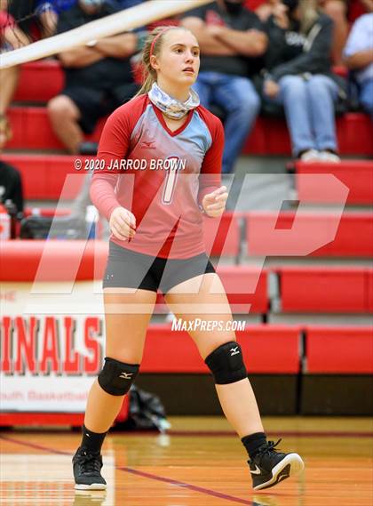 Thumbnail 1 in Bridge City vs Lumberton photogallery.