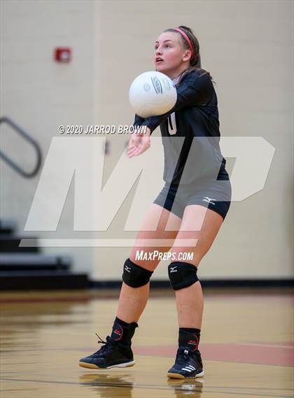 Thumbnail 1 in Bridge City vs Lumberton photogallery.