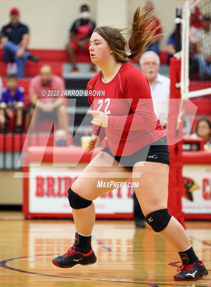 Thumbnail 3 in Bridge City vs Lumberton photogallery.