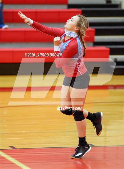 Thumbnail 1 in Bridge City vs Lumberton photogallery.