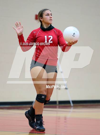 Thumbnail 2 in Bridge City vs Lumberton photogallery.