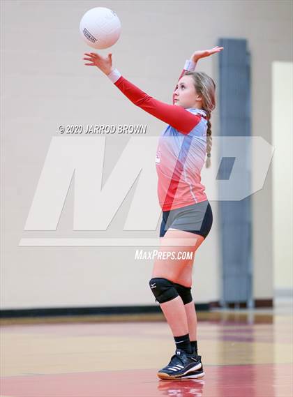 Thumbnail 2 in Bridge City vs Lumberton photogallery.