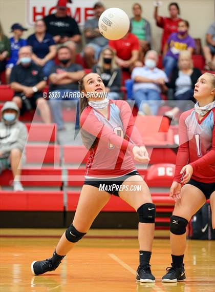 Thumbnail 1 in Bridge City vs Lumberton photogallery.