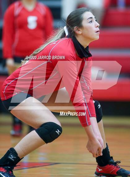 Thumbnail 1 in Bridge City vs Lumberton photogallery.