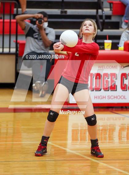 Thumbnail 2 in Bridge City vs Lumberton photogallery.