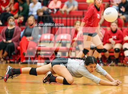 Thumbnail 1 in Bridge City vs Lumberton photogallery.