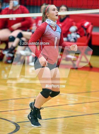 Thumbnail 1 in Bridge City vs Lumberton photogallery.