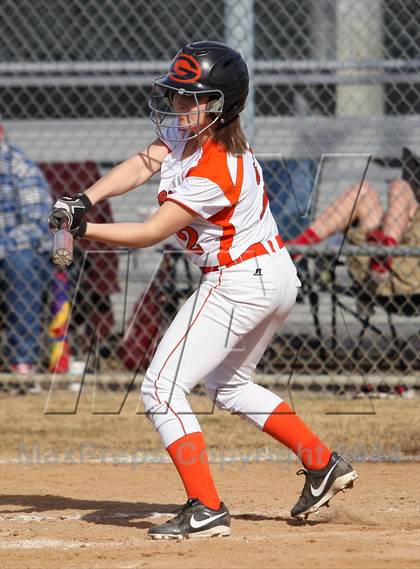 Thumbnail 3 in Queen City vs. Gilmer (Texas 2 Step Tournament) photogallery.